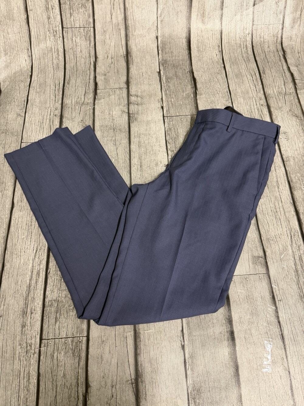 Men’s Van Heusen Traveler Dress Pants 34x34 Slim Blue Straight Leg Trousers
